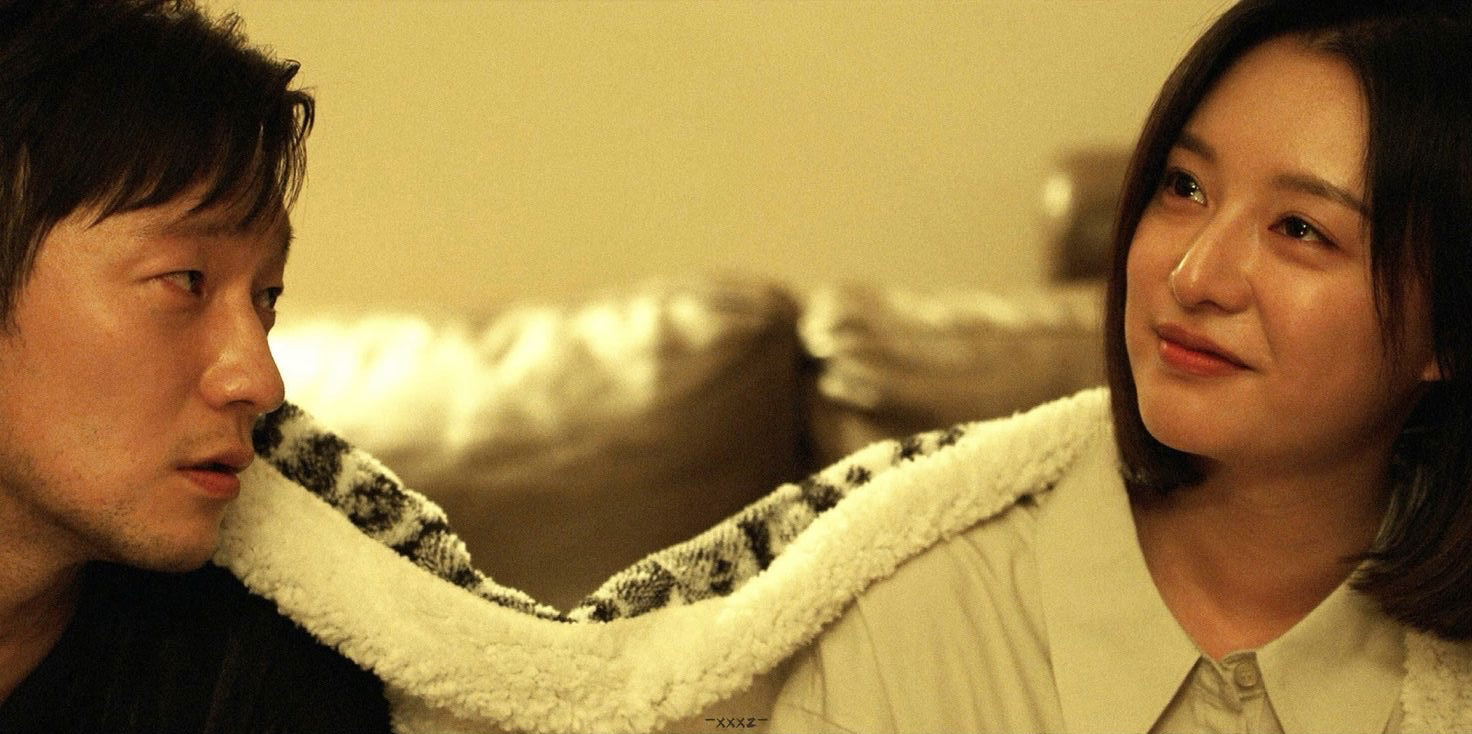 金智媛的最新照片