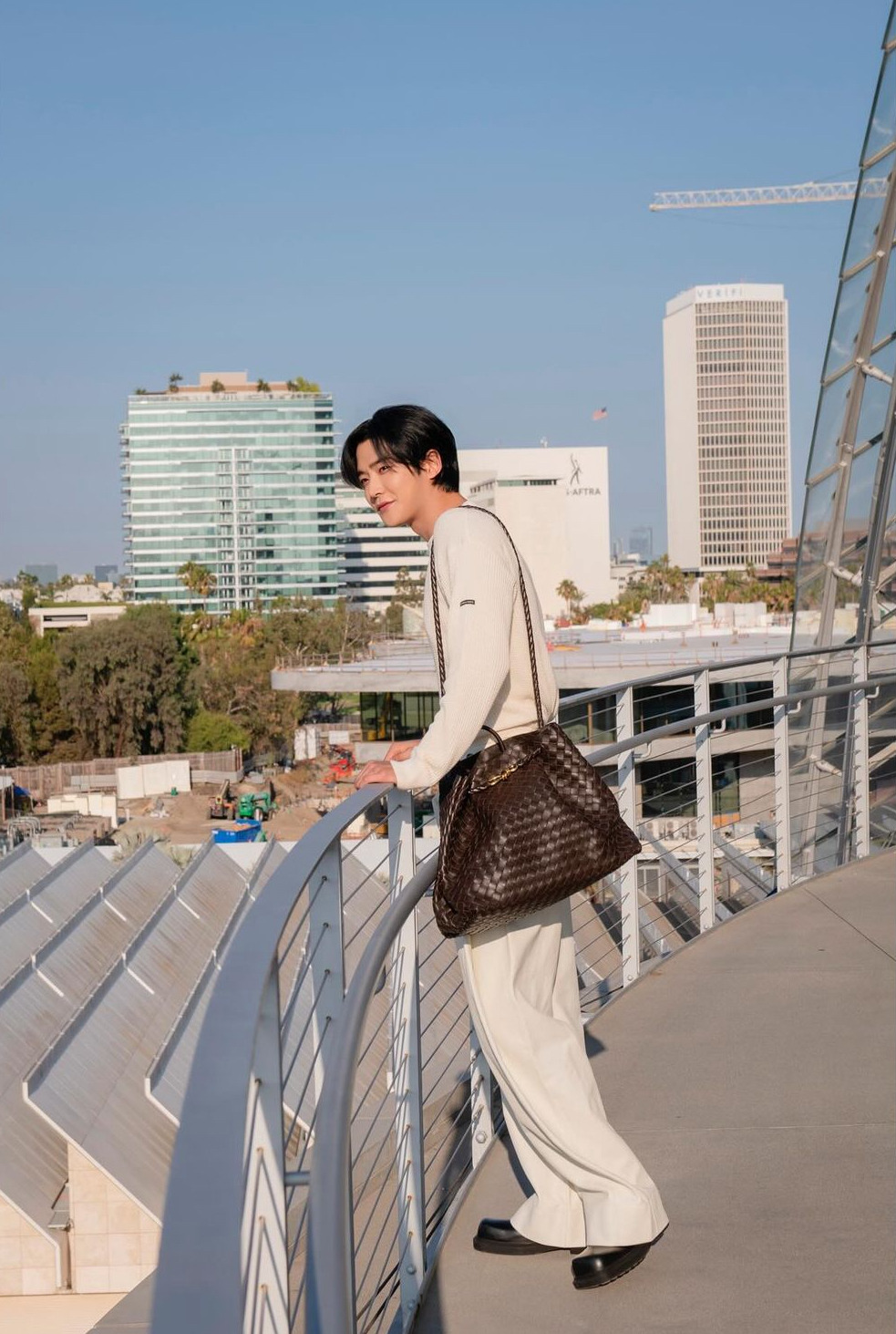 粉丝拍下的路云瞬间