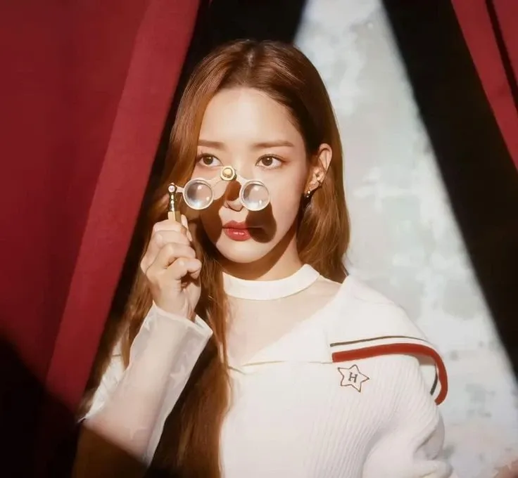 Recent activity shot of Park Minyoung
