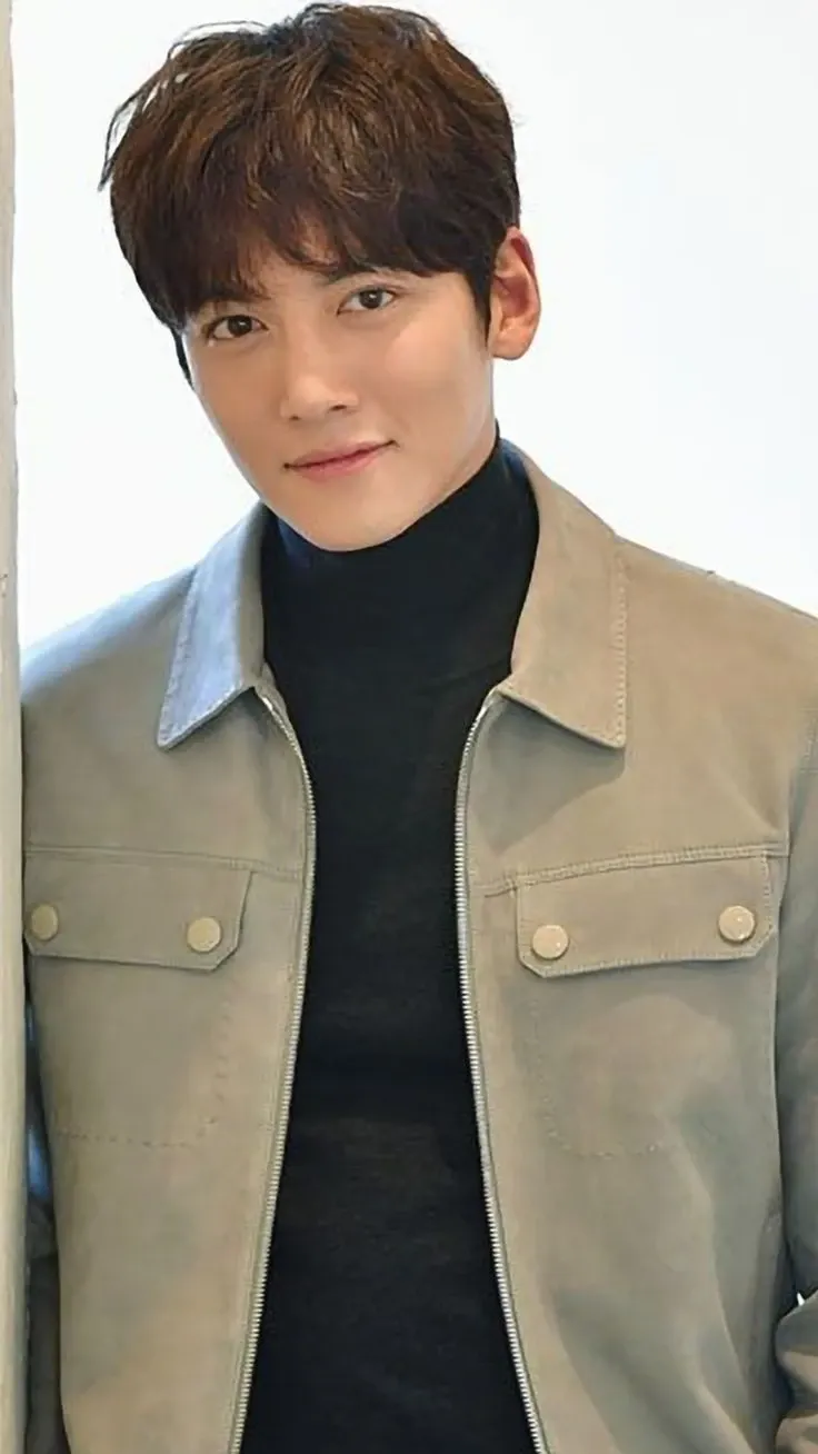 Latest photo of Ji Changwook