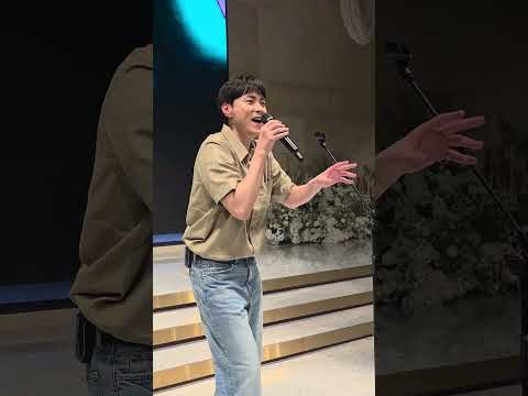 Behind-the-scenes cut of Min Kyunghoon