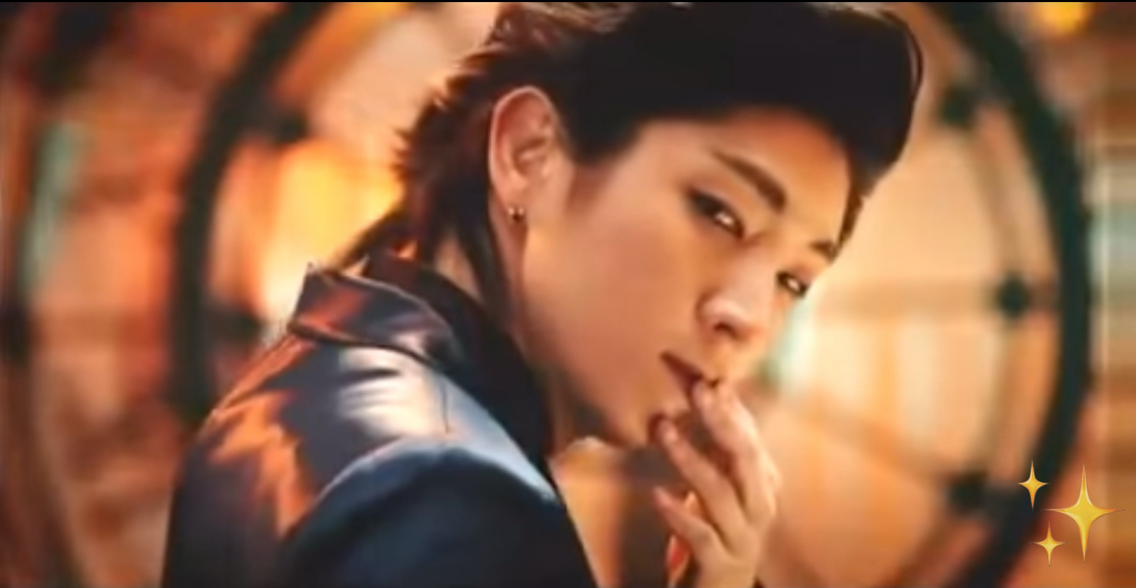 Behind-the-scenes cut of Lee Joongi