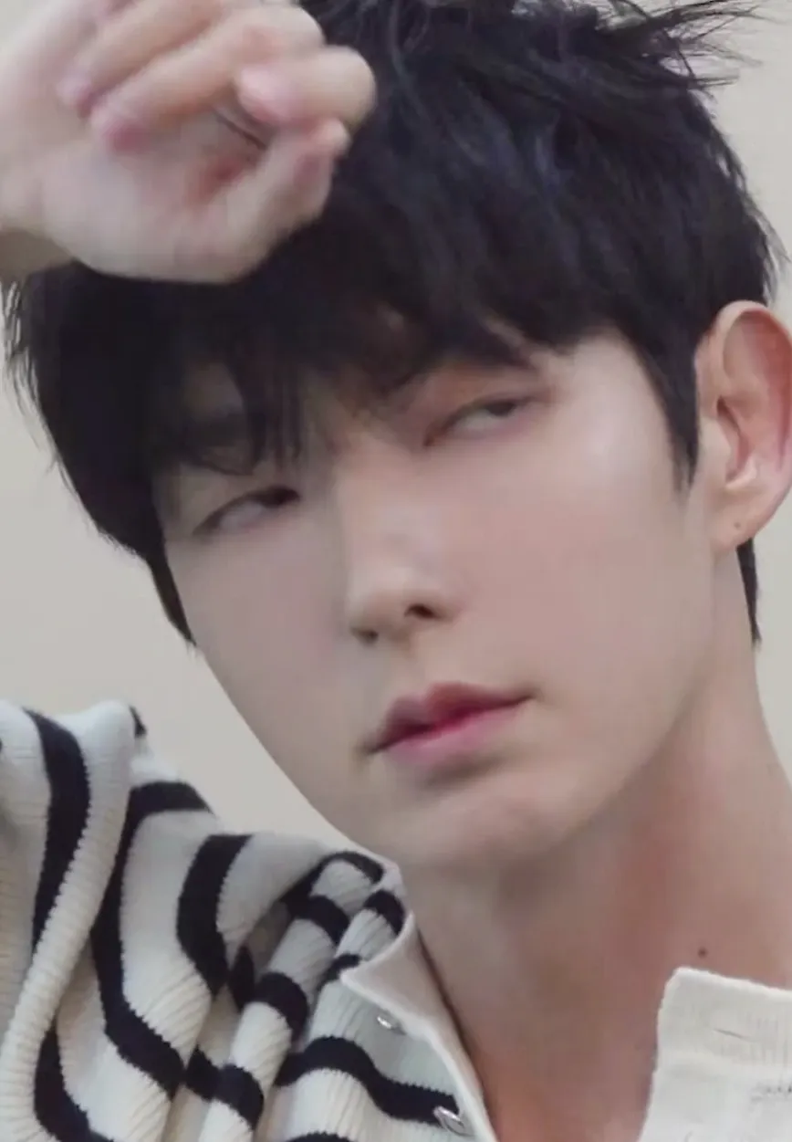 이준기 최근 활동샷