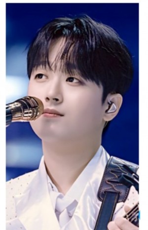 李燦元的最新照片