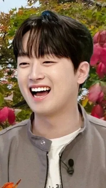 Cuplikan di balik layar dari Lee Chanwon