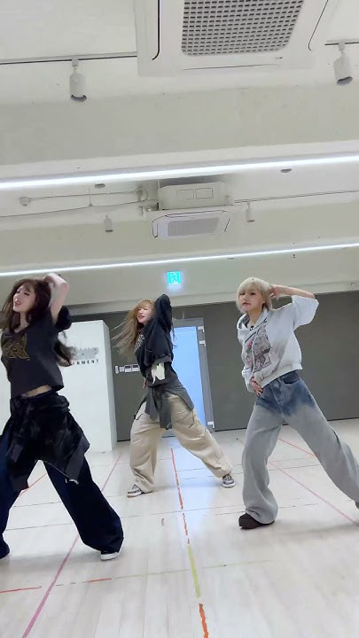 Special wallpaper made by BADA's fans