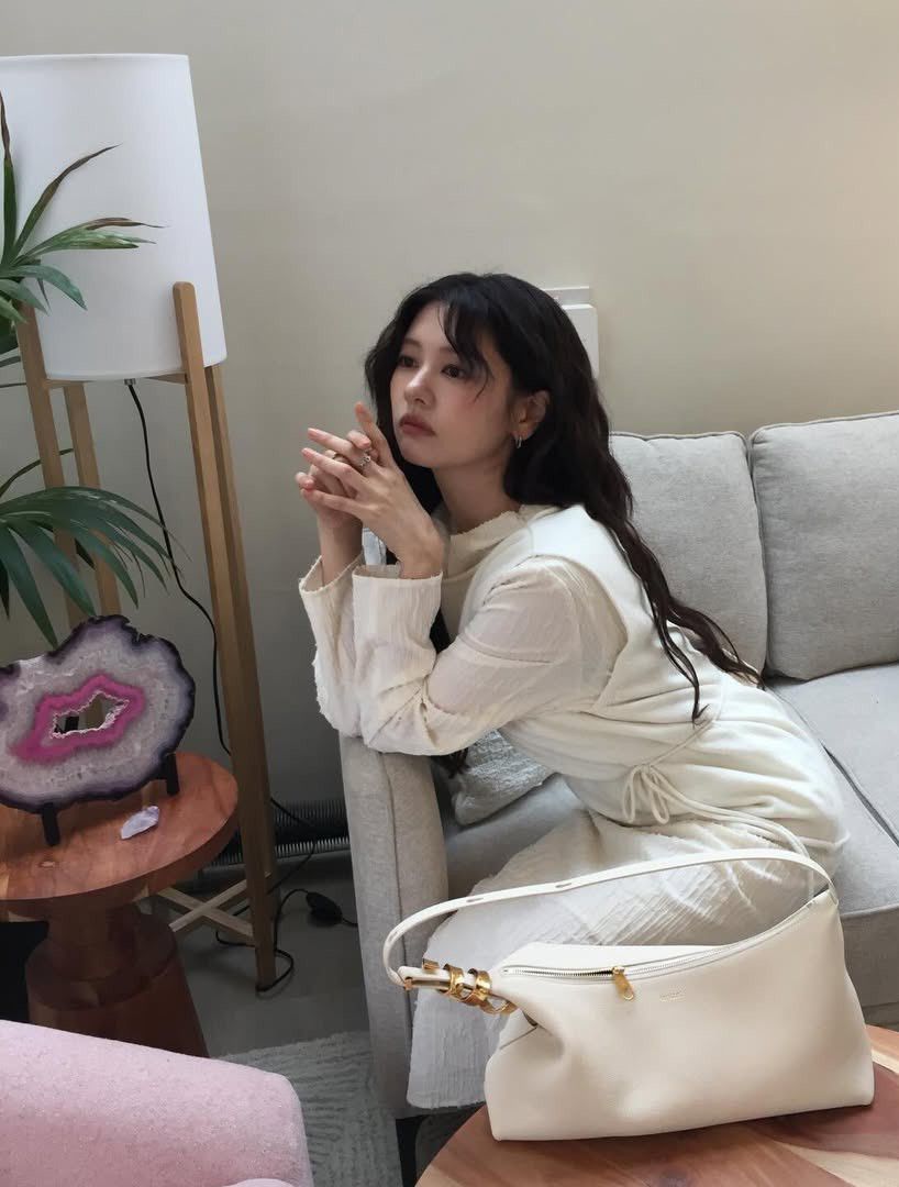 Foto terbaru dari Jung Somin