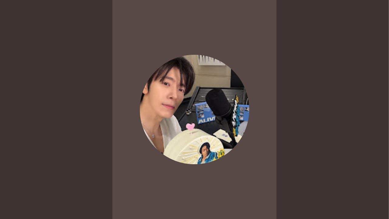 Recent activity shot of Choi Siwon