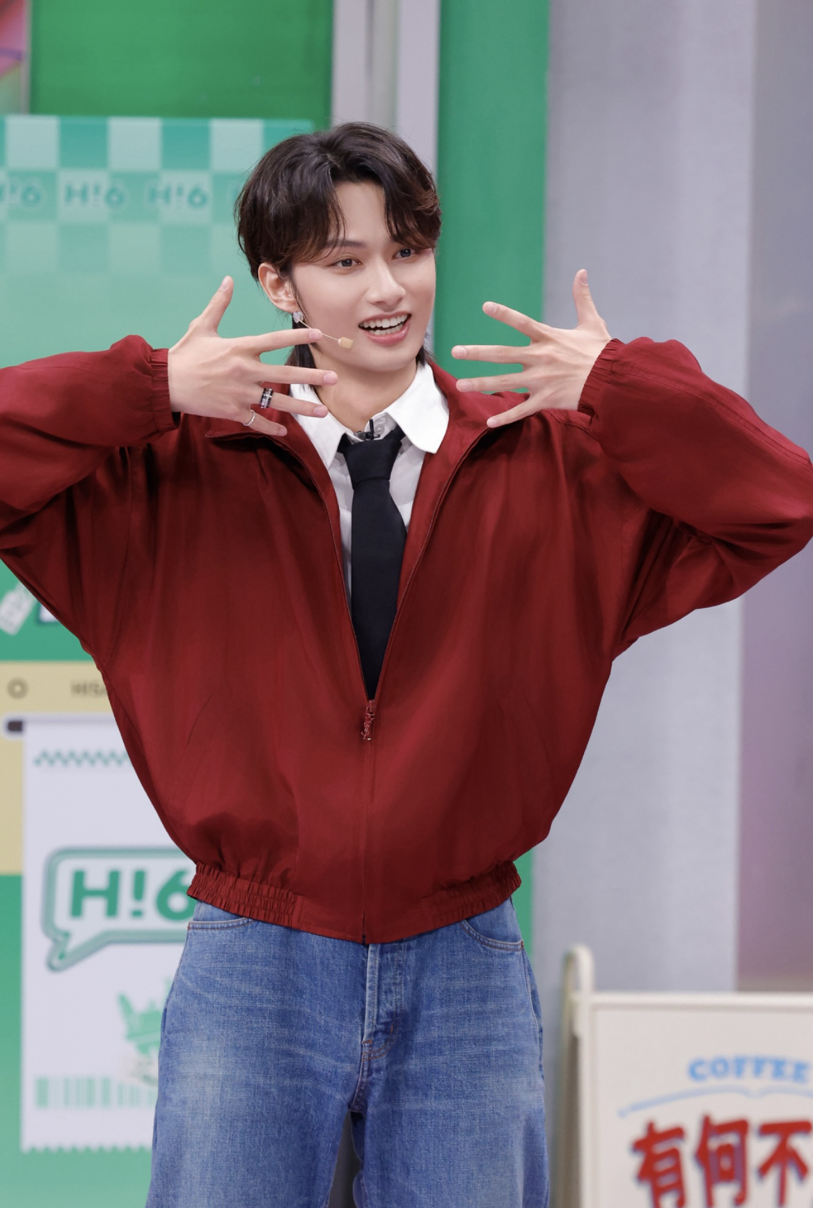 Behind-the-scenes cut of Wen Junhui