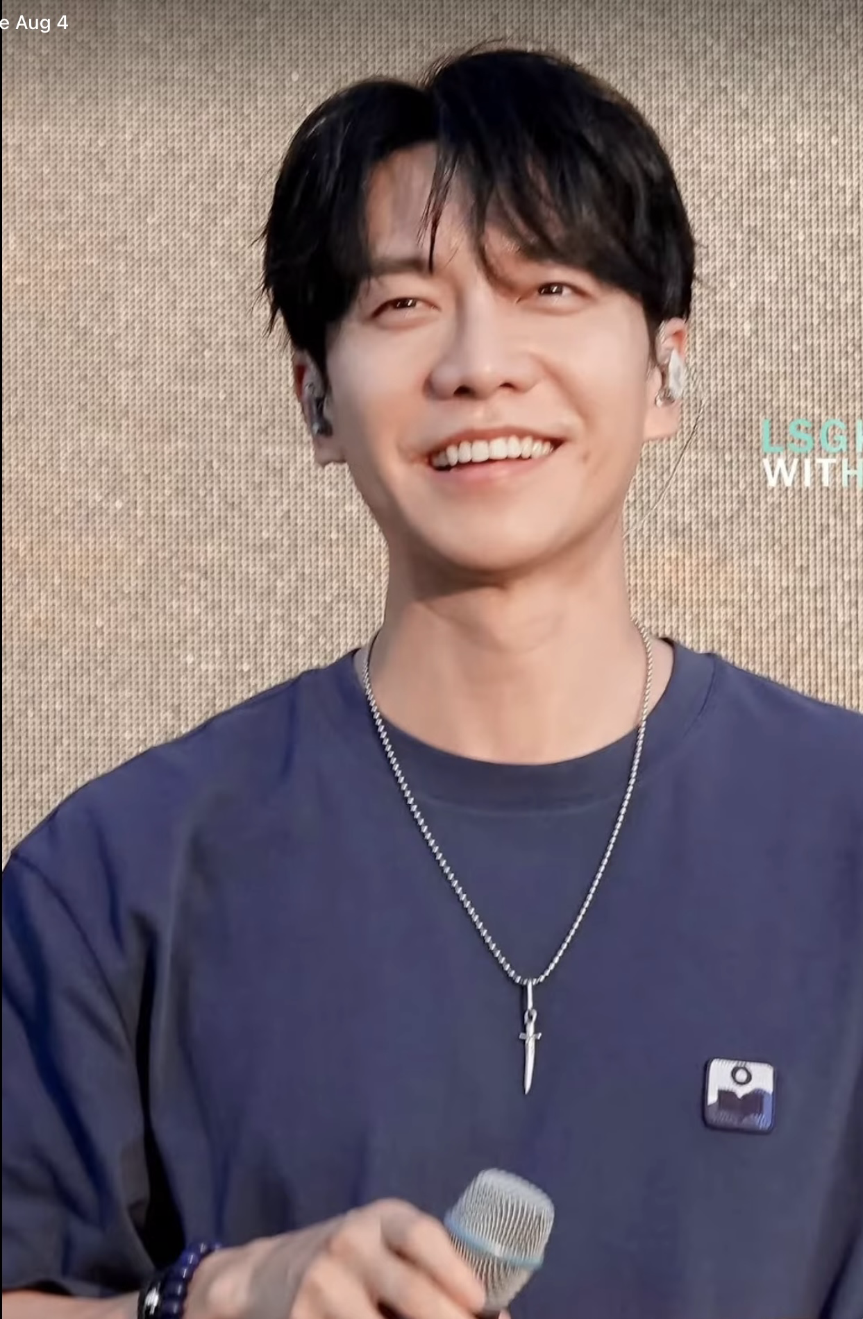 Foto kegiatan terbaru dari Lee Seunggi