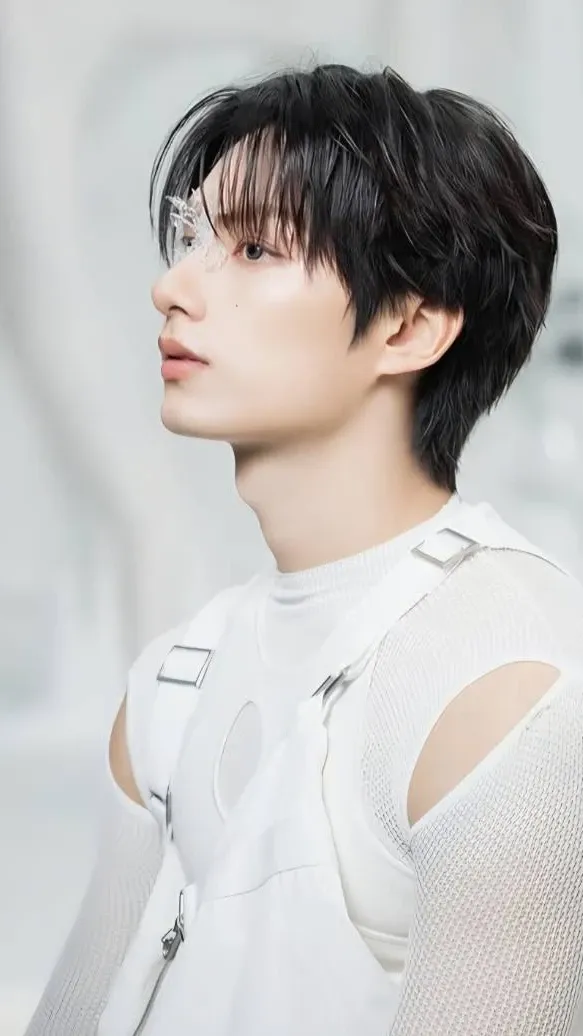 Recent activity shot of Wen Junhui
