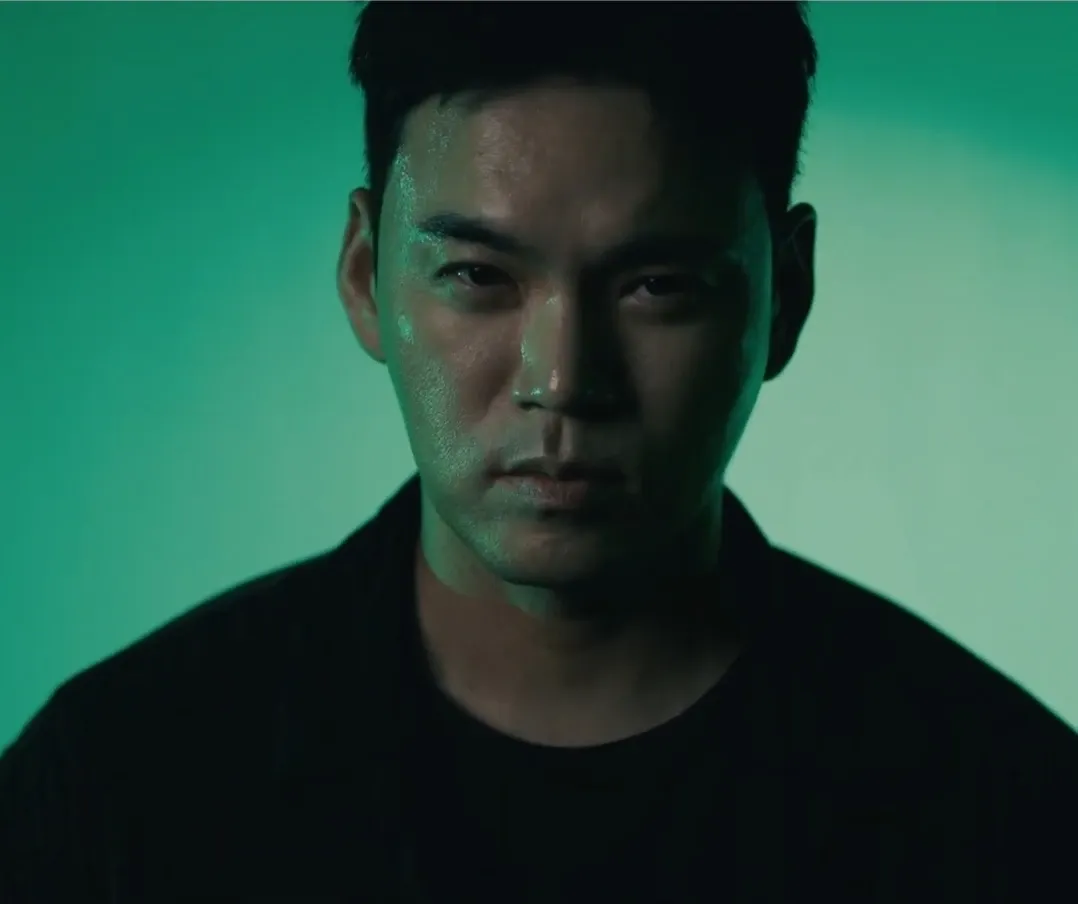 Behind-the-scenes cut of Cheonrokdam
