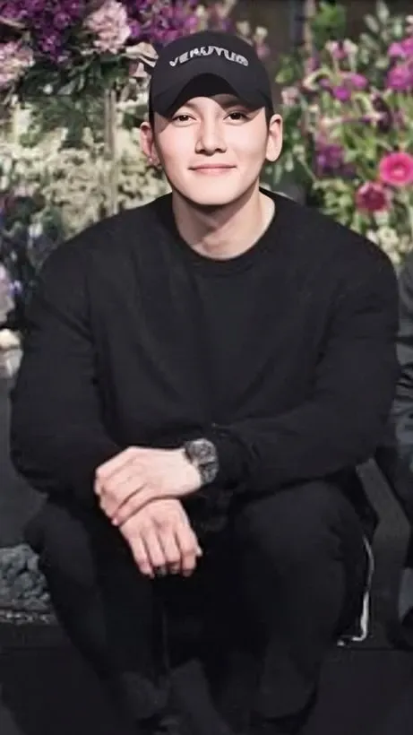 Recent activity shot of Ji Changwook