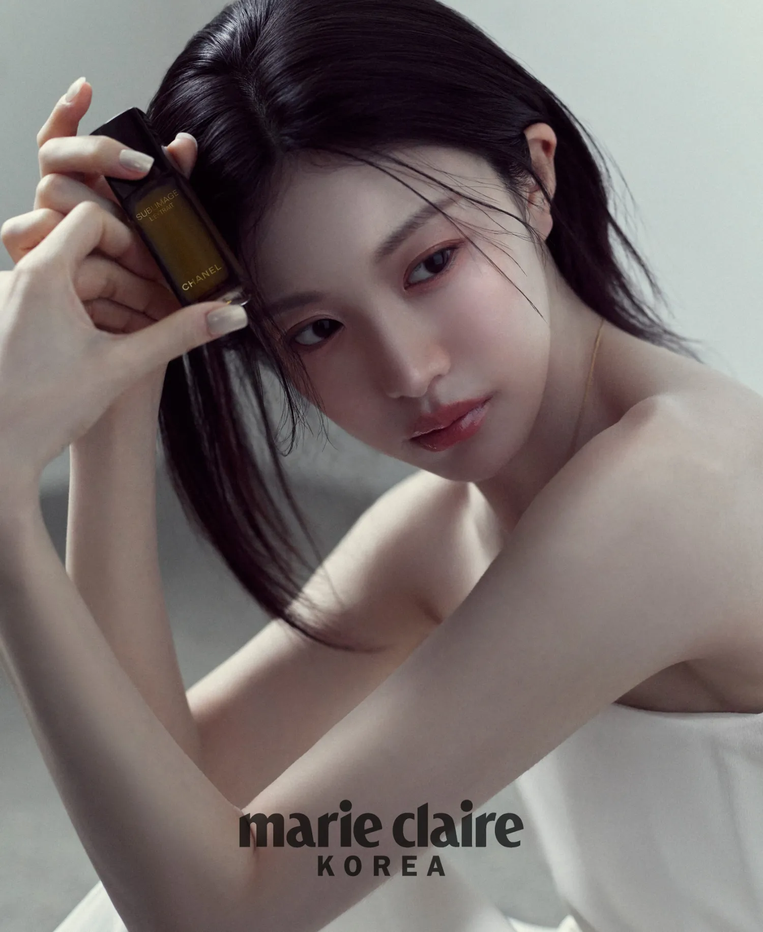 Behind-the-scenes cut of Go Younjung