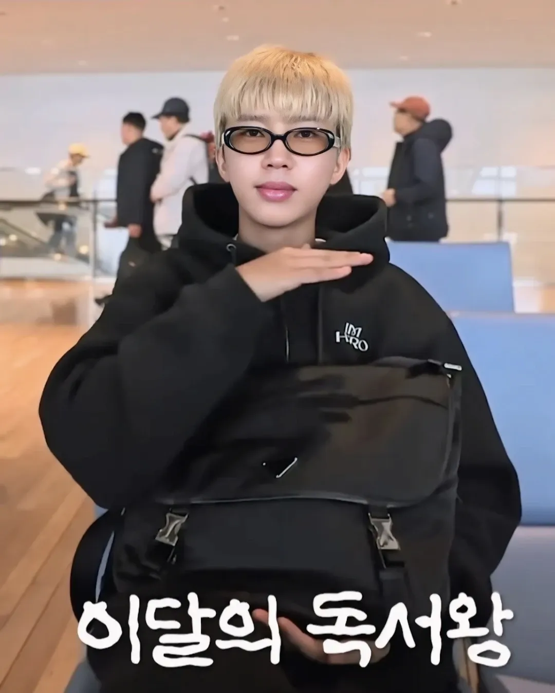 Cuplikan di balik layar dari Lim Youngwoong