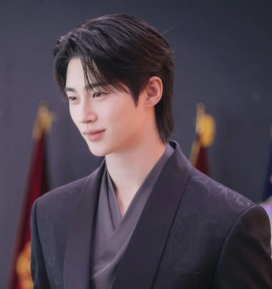 Recent activity shot of Byeon Wooseok