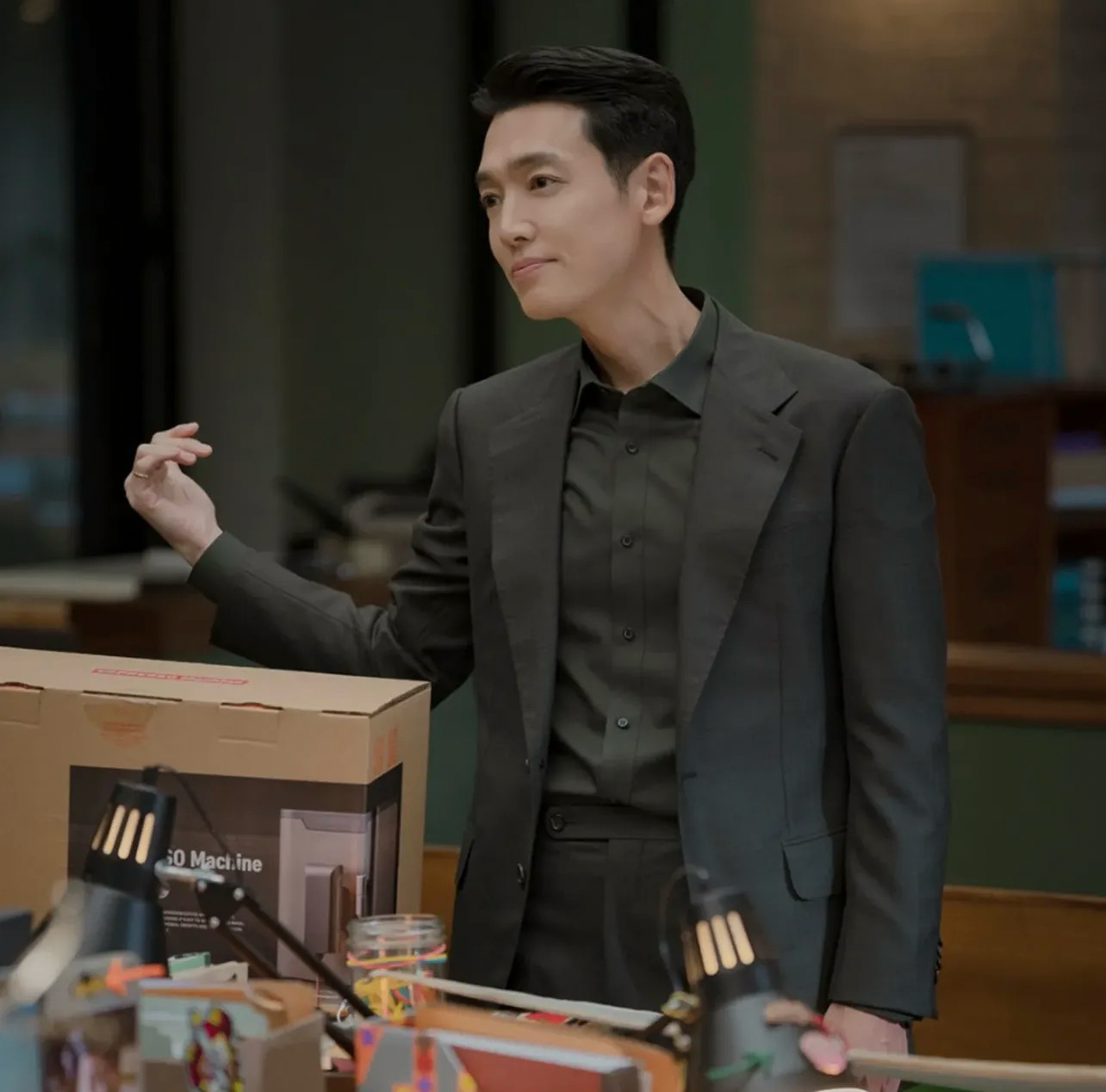 Behind-the-scenes cut of Jung Kyungho