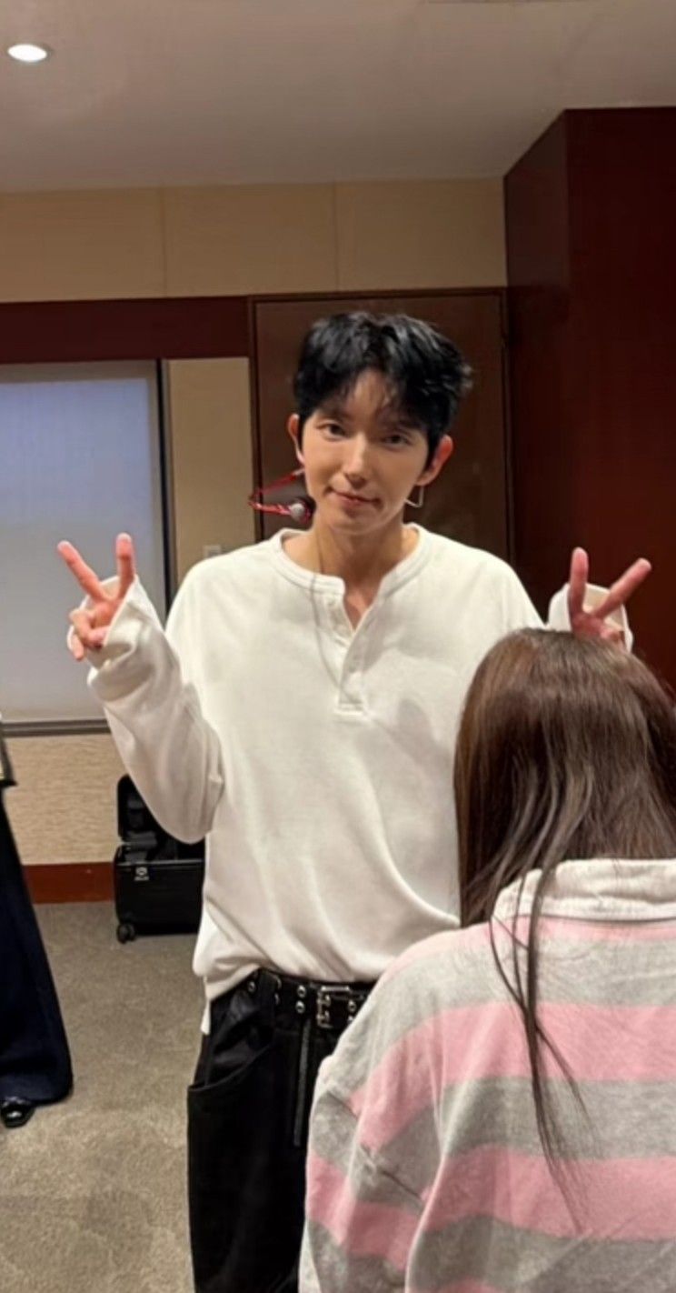 Recent activity shot of Lee Joongi