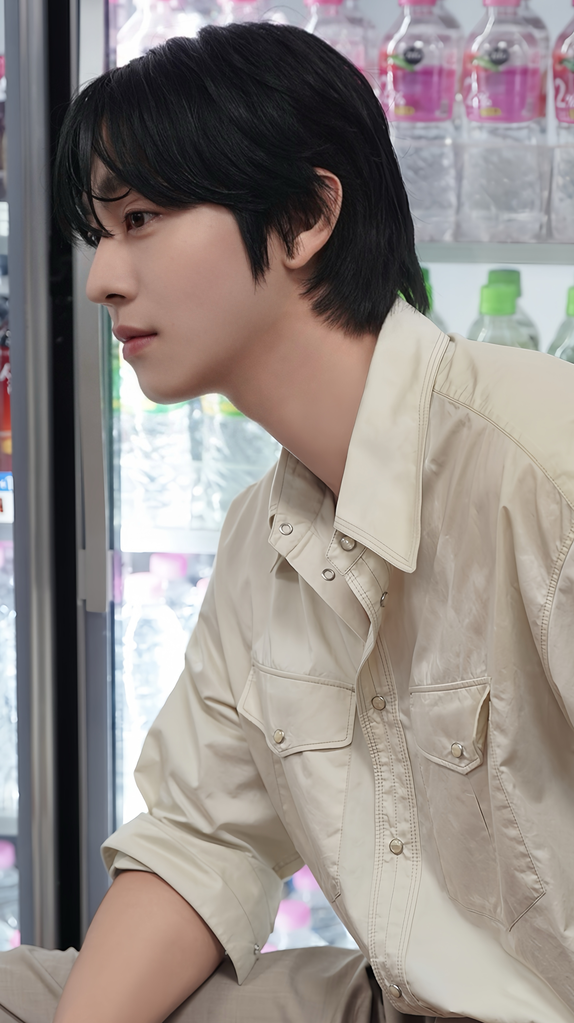 Behind-the-scenes cut of Ahn Hyoseop