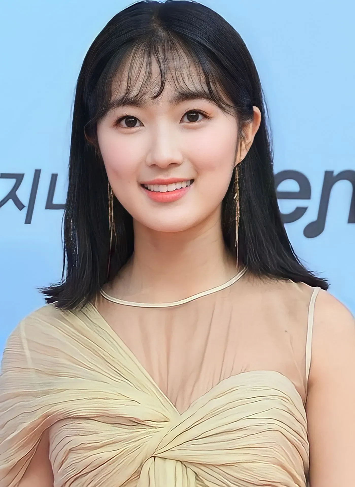 Latest photo of Kim Hyeyoon