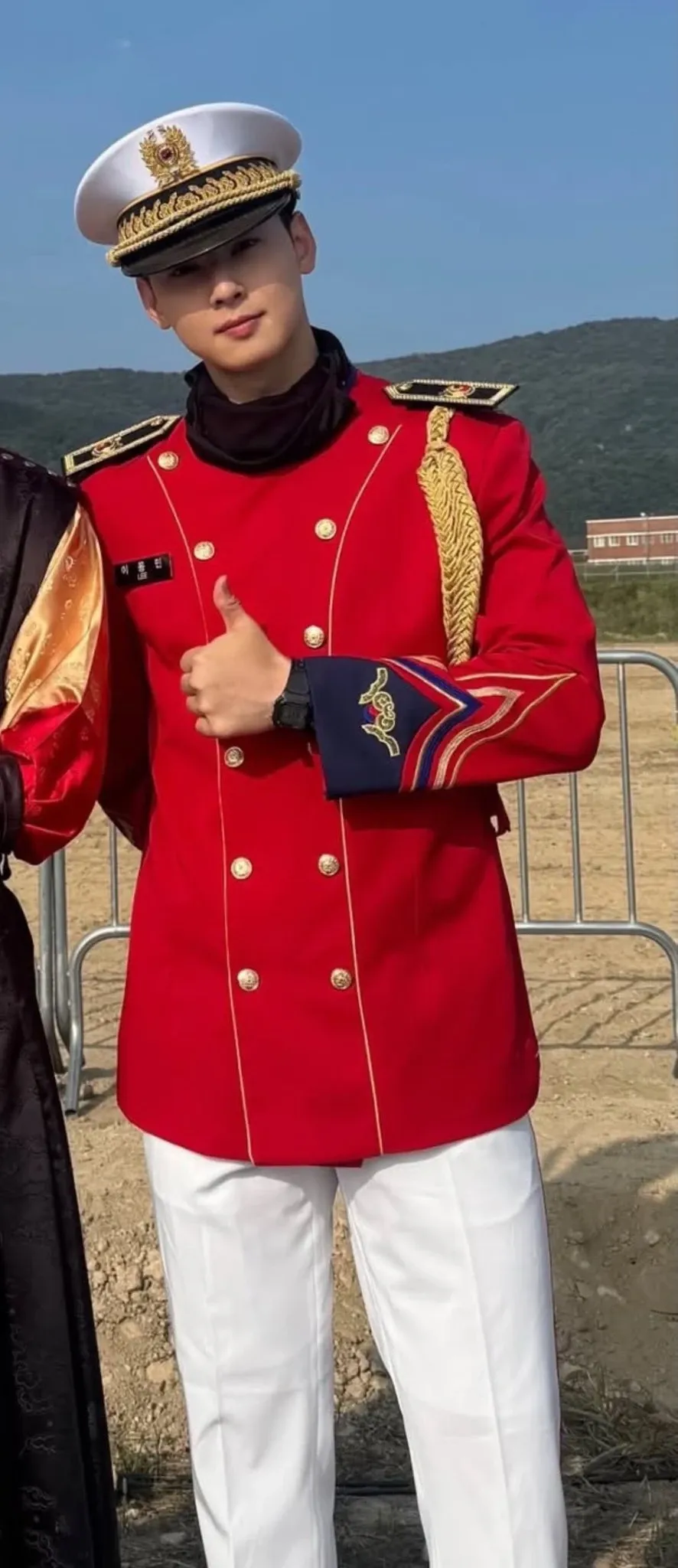 Recent activity shot of Cha Eunwoo