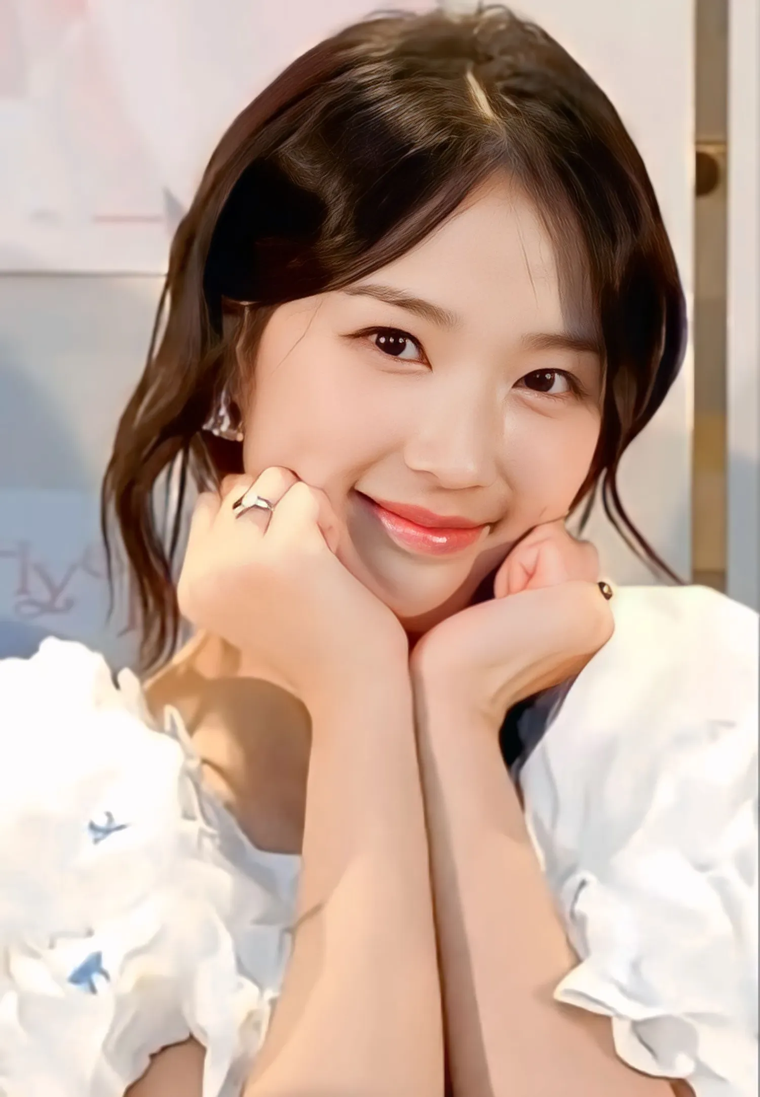 Recent activity shot of Kim Hyeyoon