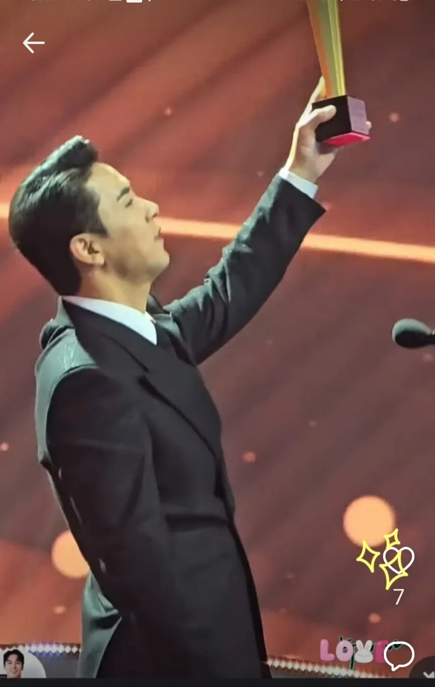 Foto kegiatan terbaru dari Jang Minho