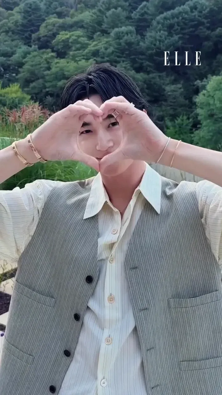 Representative background image loved by Byeon Wooseok fandom