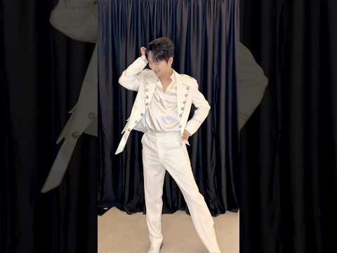 Momen yang diabadikan oleh penggemar Lee Chanwon
