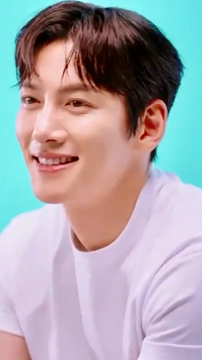 Recent activity shot of Ji Changwook