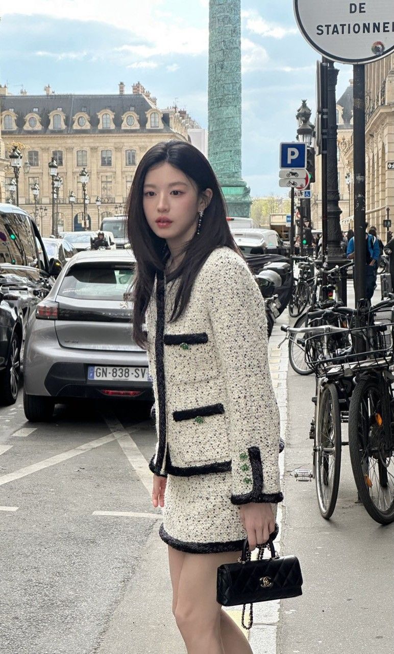 Go Younjung background image recommended by Choeaedol Celeb fandom