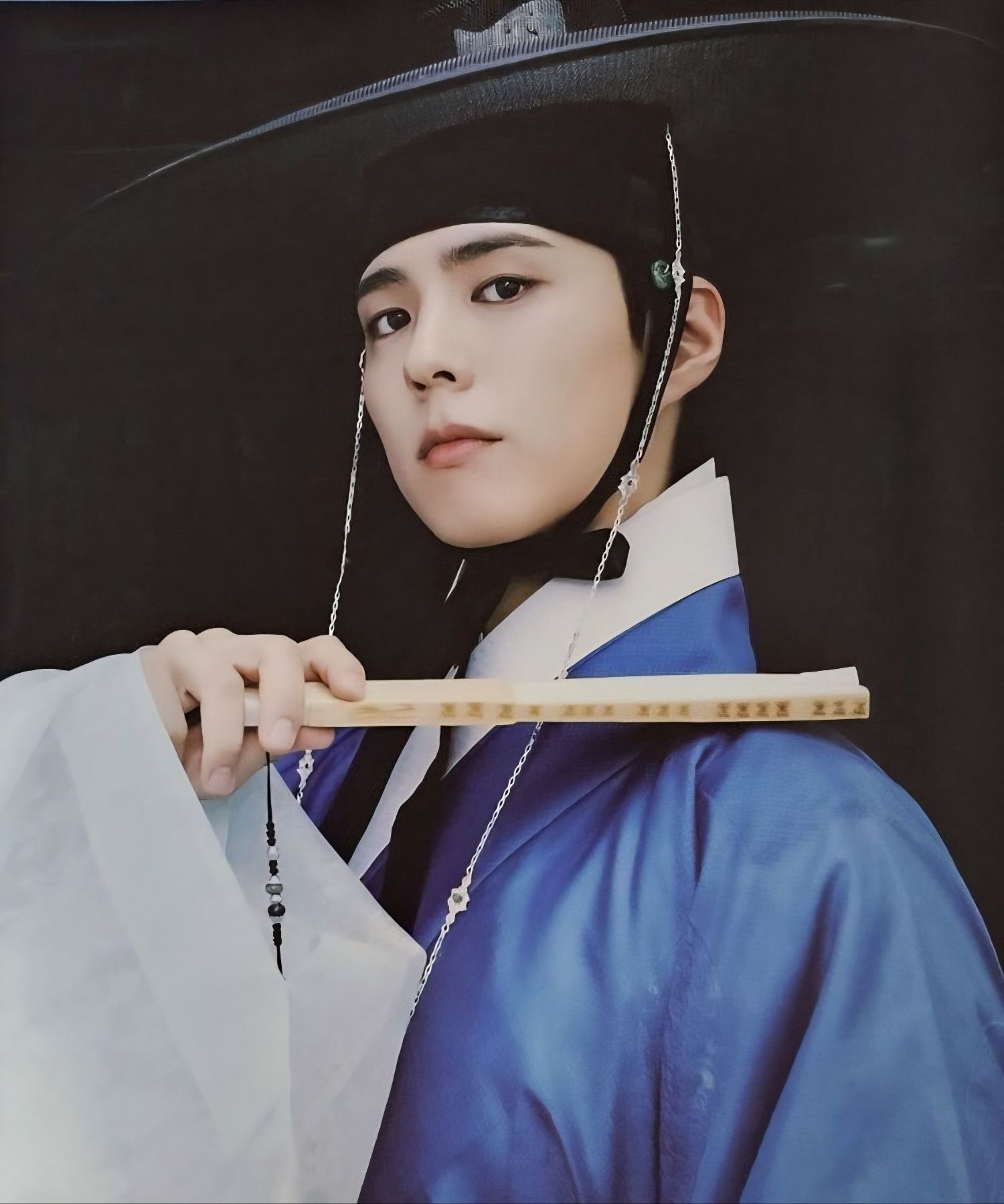 A moment captured by a fan of Park Bogum