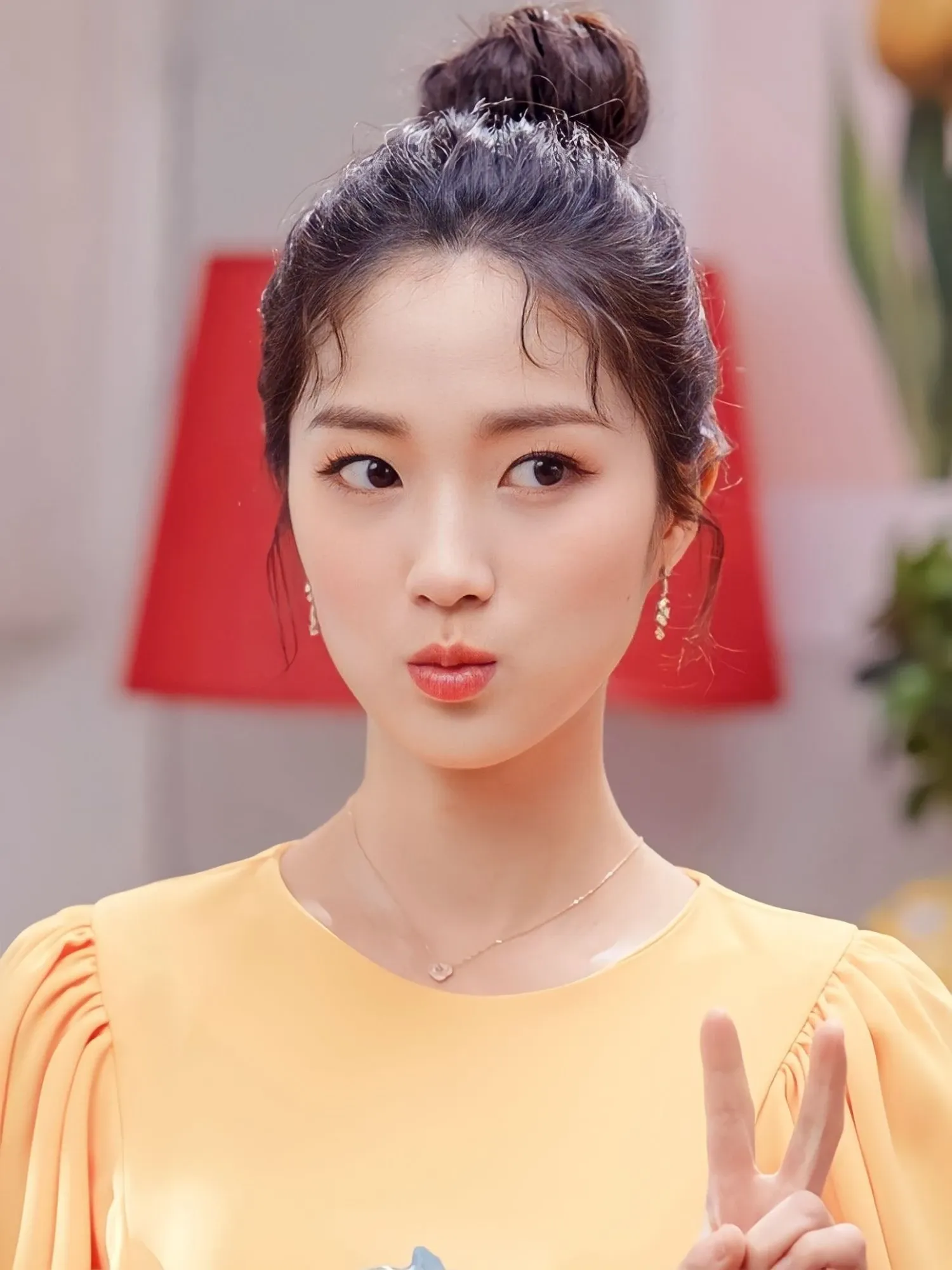 Latest photo of Kim Hyeyoon