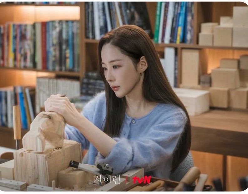 A moment captured by a fan of Park Minyoung