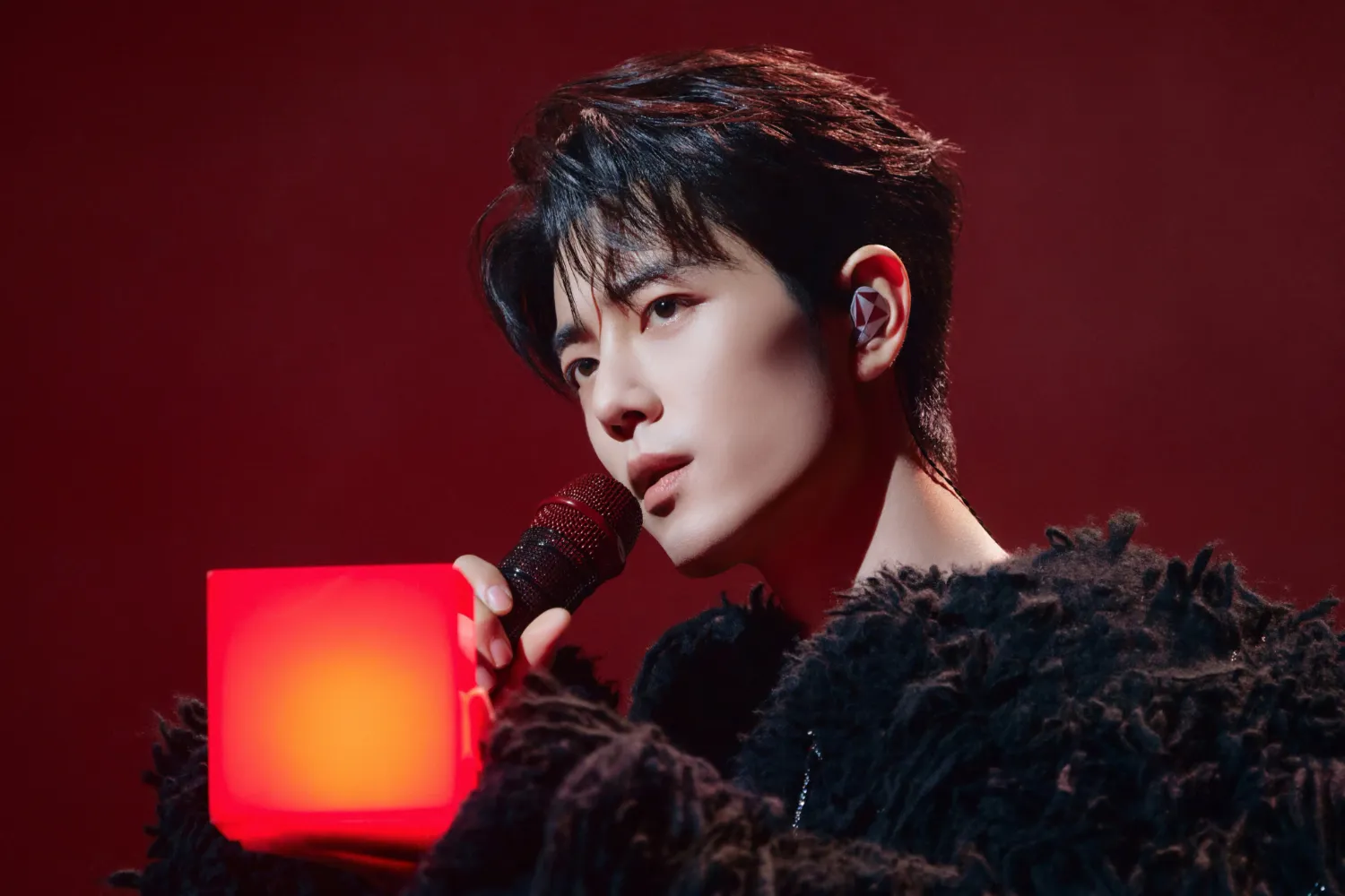 Latest photo of Xiao Zhan