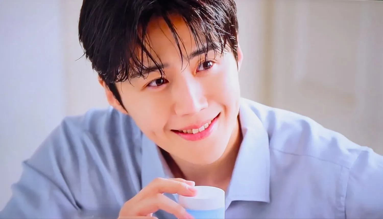 Recent activity shot of Kim Seonho