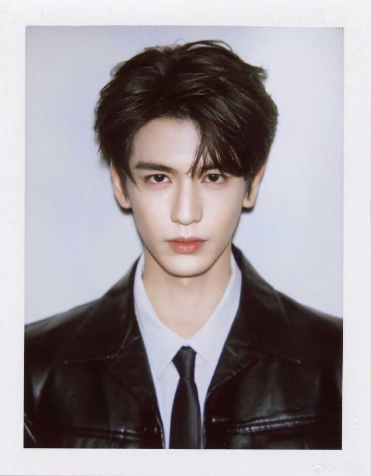 Recent activity shot of Zhang Linghe