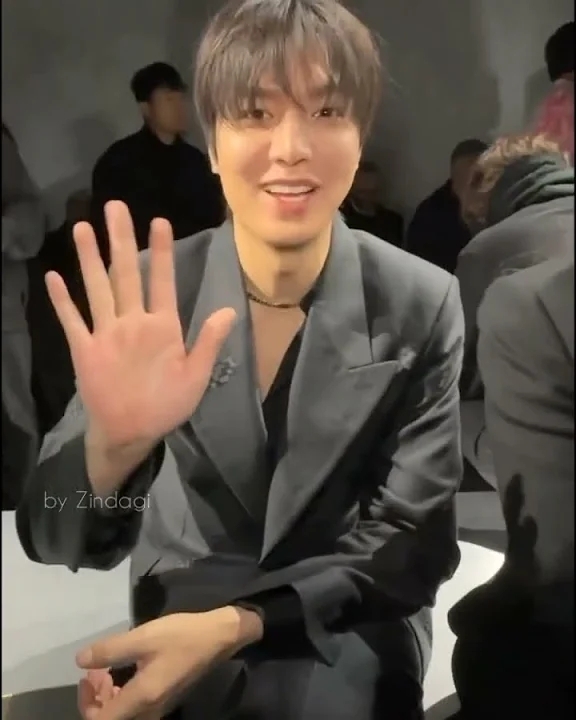 イ・ミンホのビハインドカット