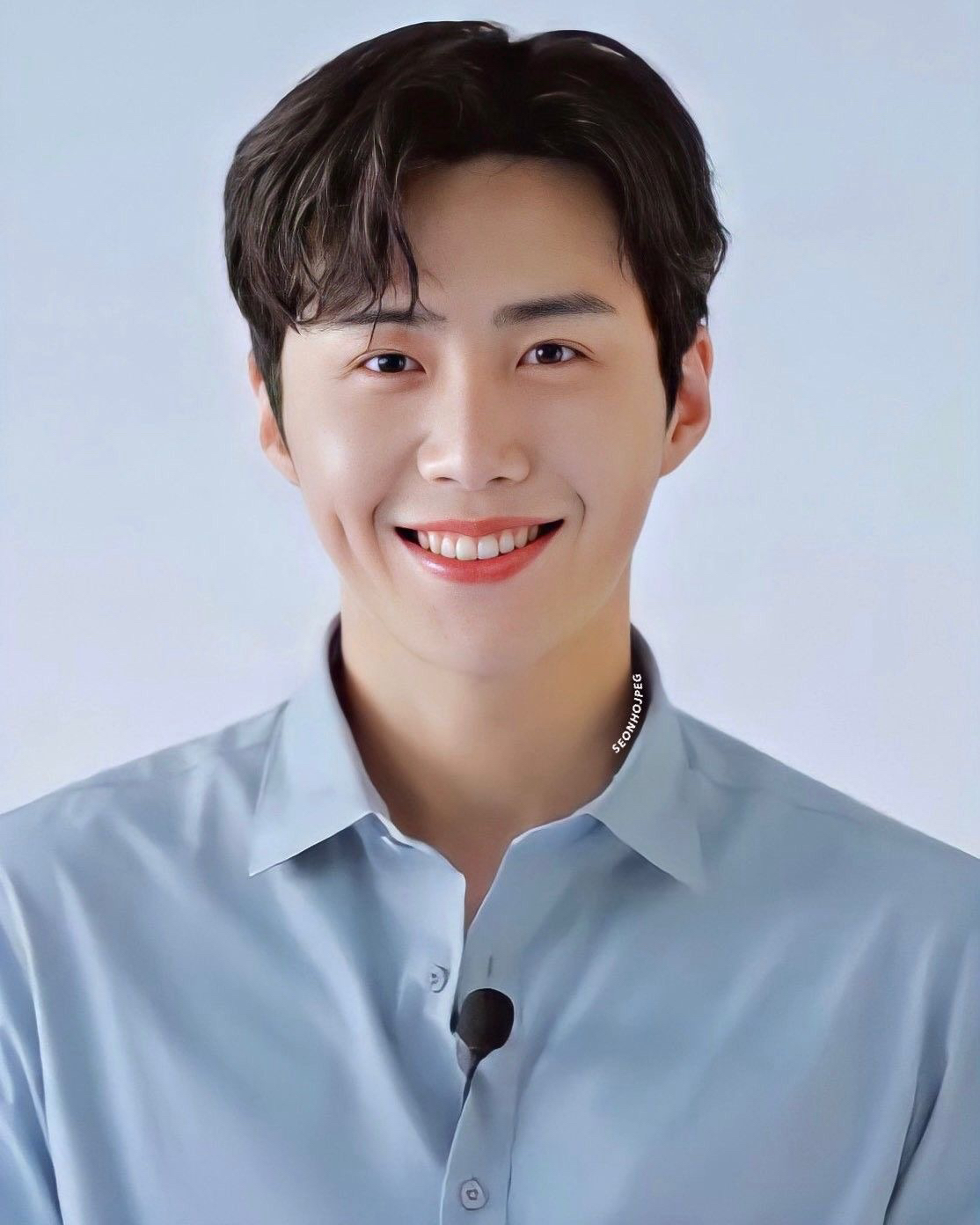 Behind-the-scenes cut of Kim Seonho