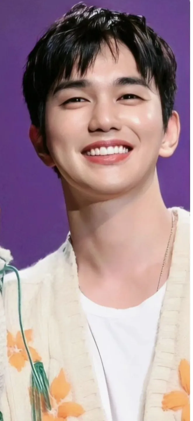 Latest photo of Yoo Seungho