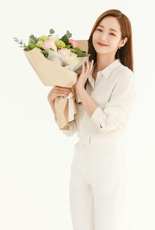 Latest photo of Park Minyoung