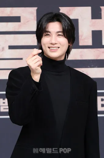 Recent activity shot of Park Hyungsik