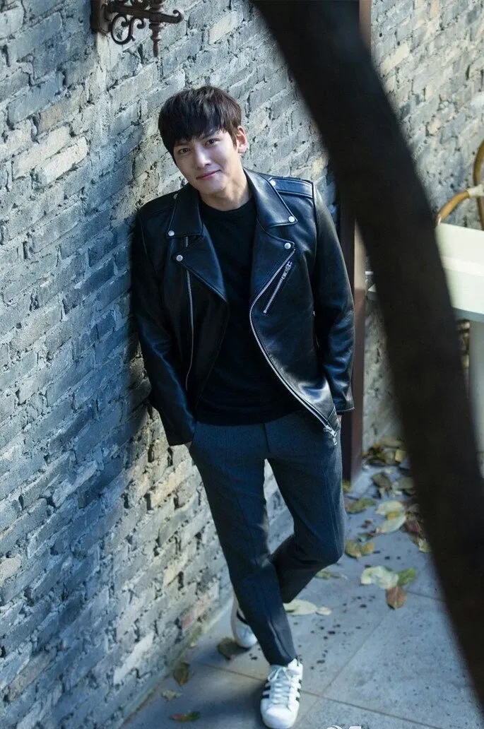 A moment captured by a fan of Ji Changwook