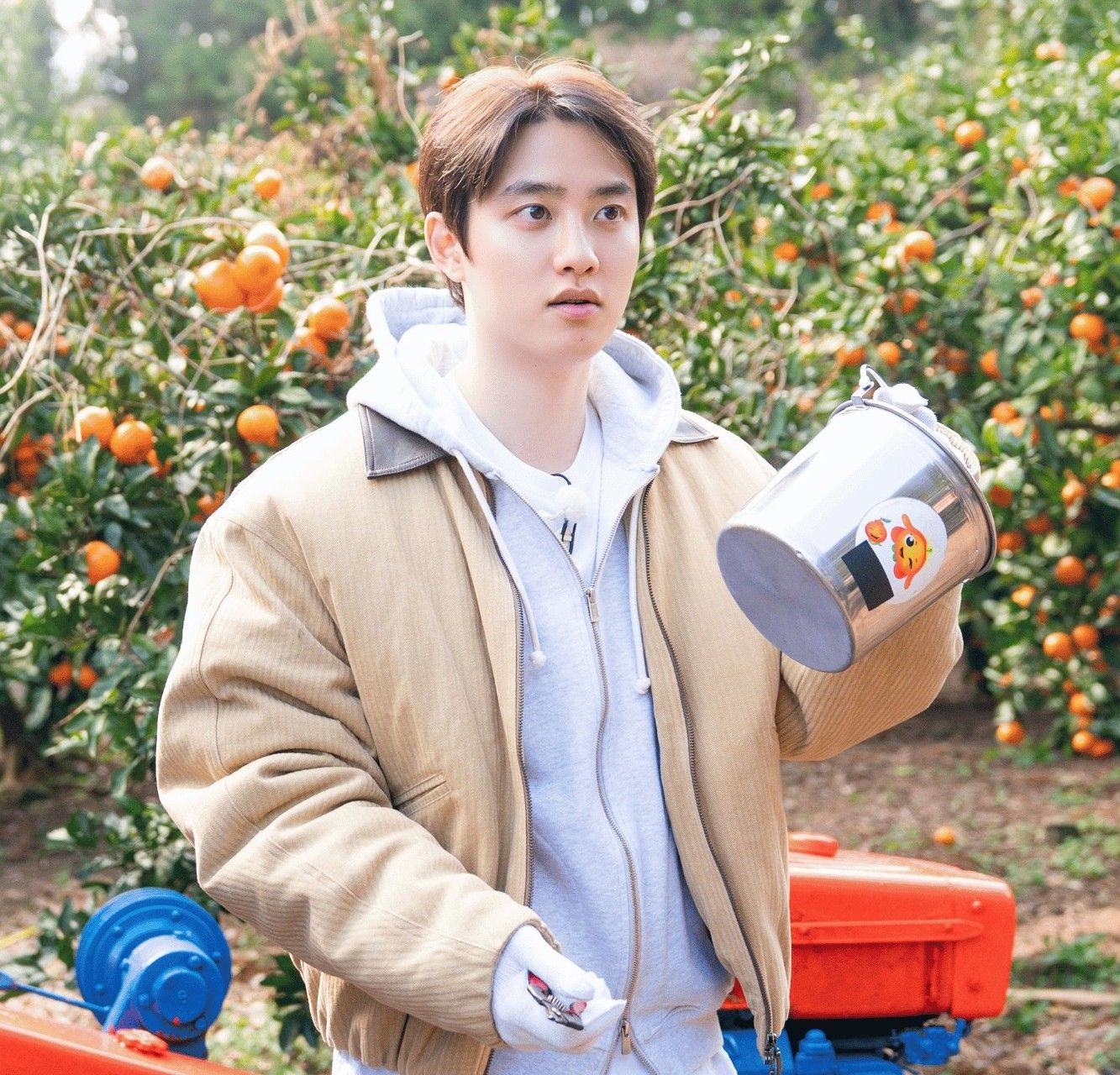 Cuplikan di balik layar dari Doh Kyungsoo (D.O.)