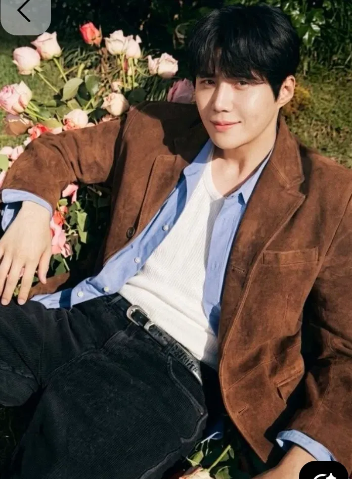 金宣虎的最新照片