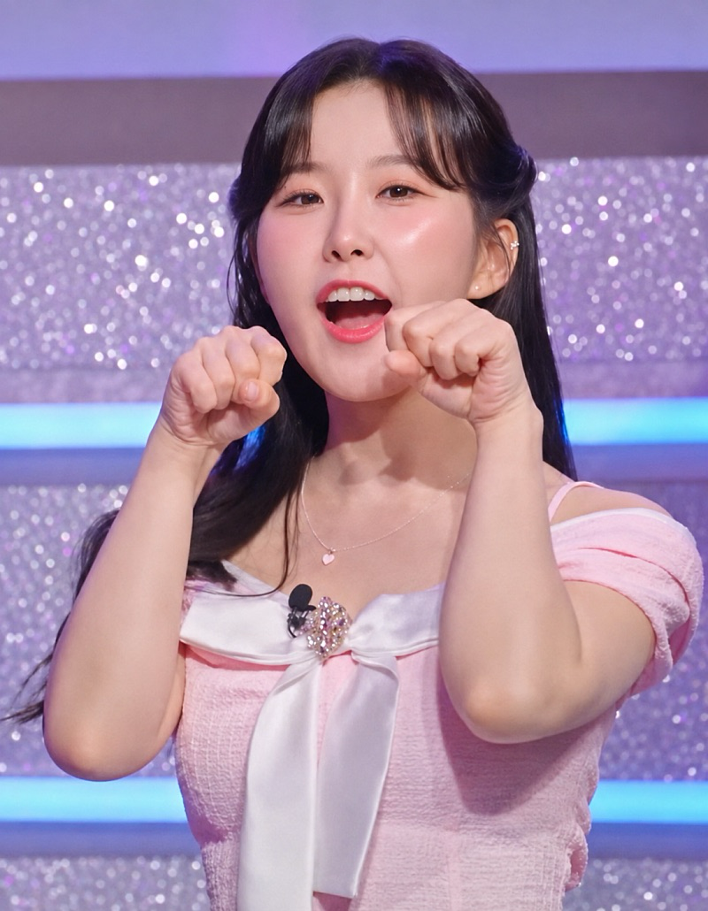 Recent activity shot of Hong Seongyun