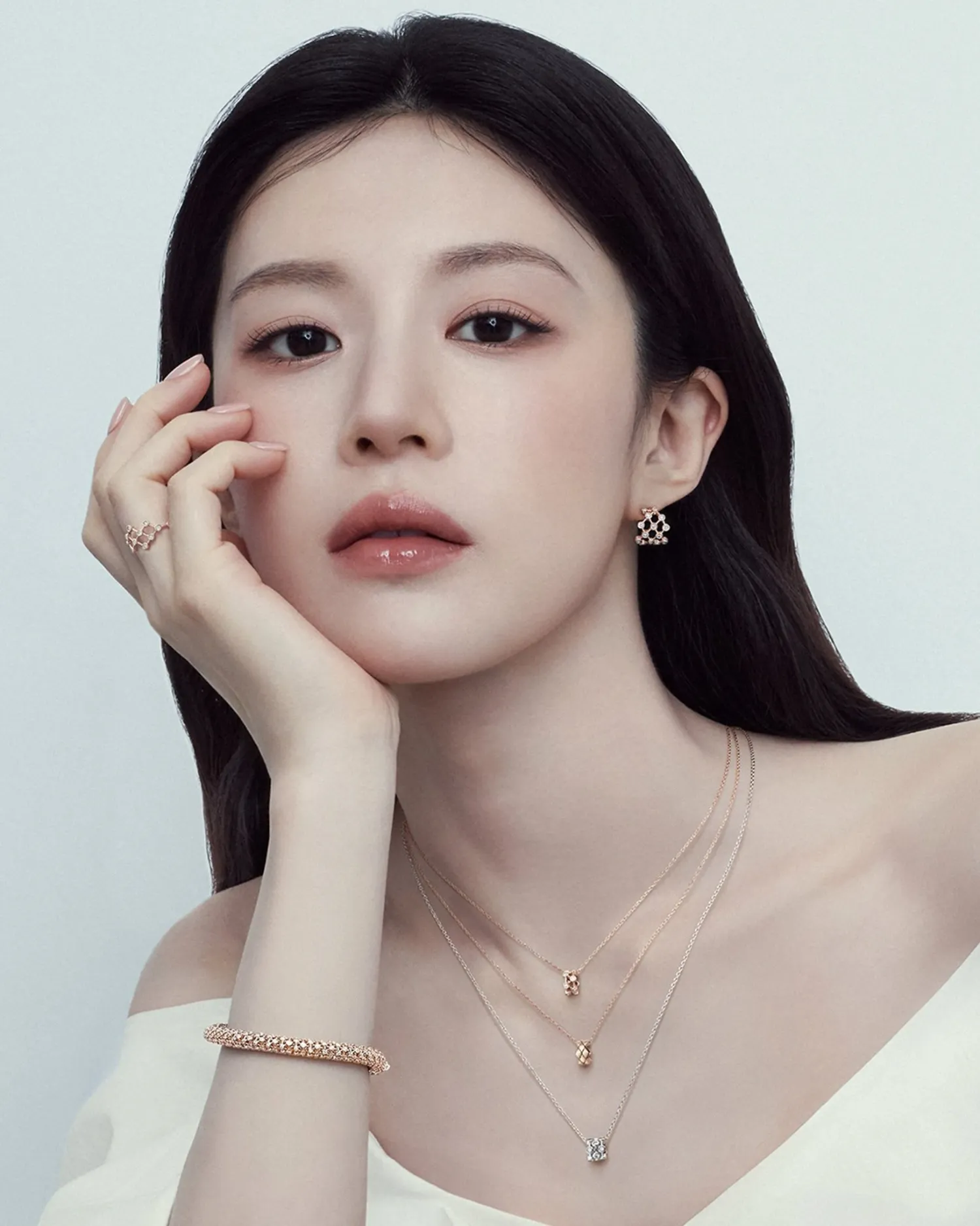 Latest photo of Go Younjung