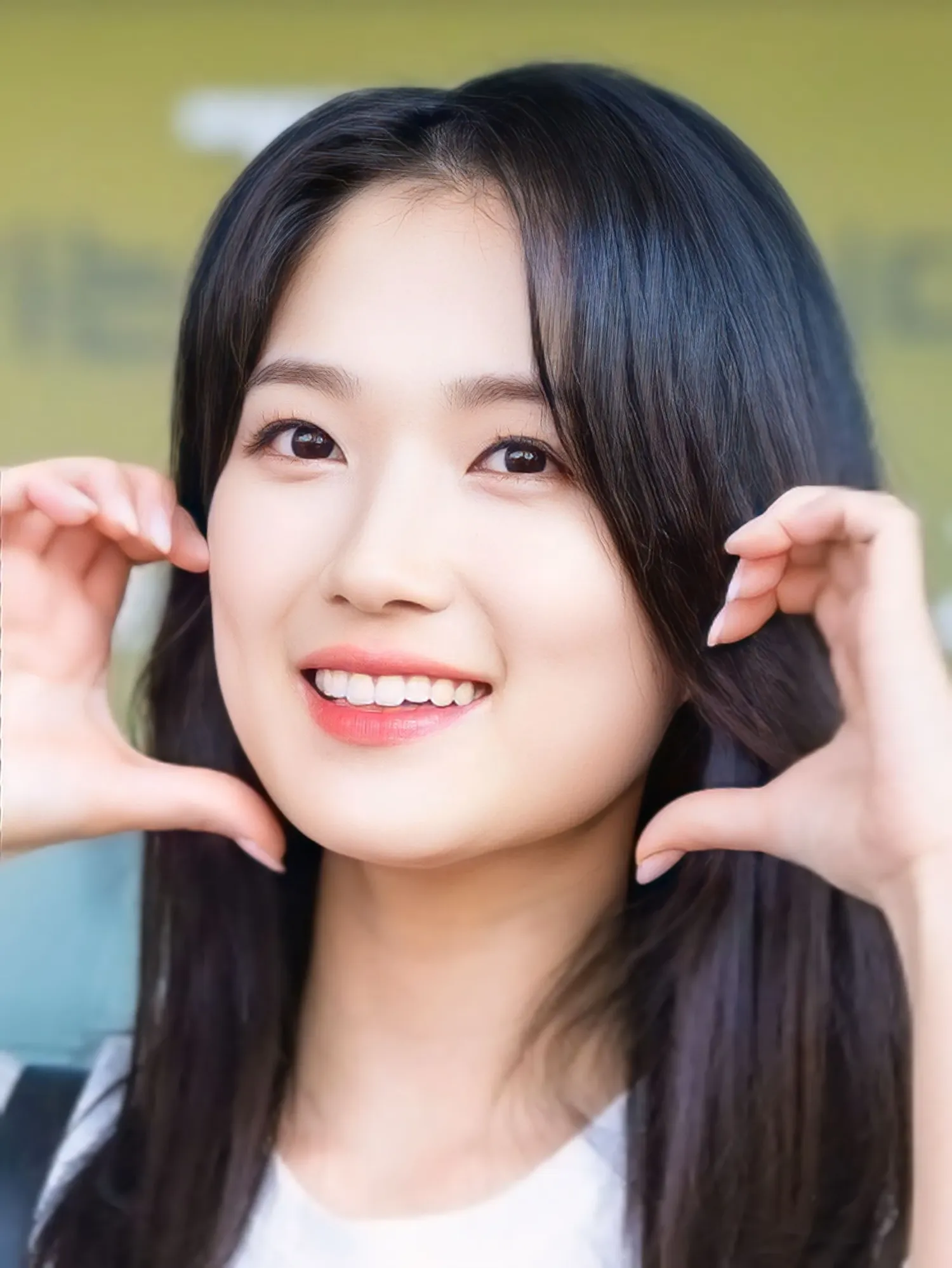 Latest photo of Kim Hyeyoon
