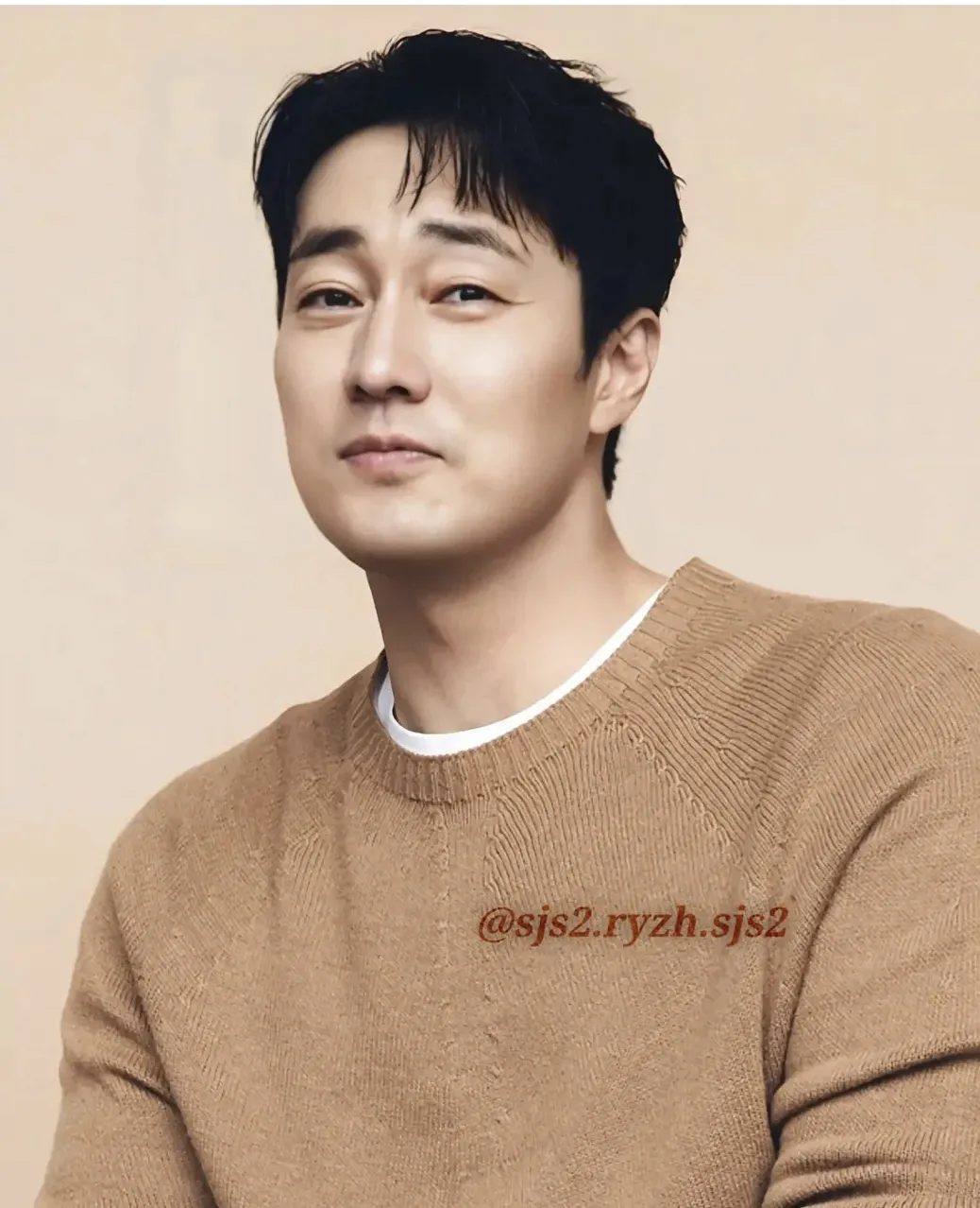 Behind-the-scenes cut of So Jisub