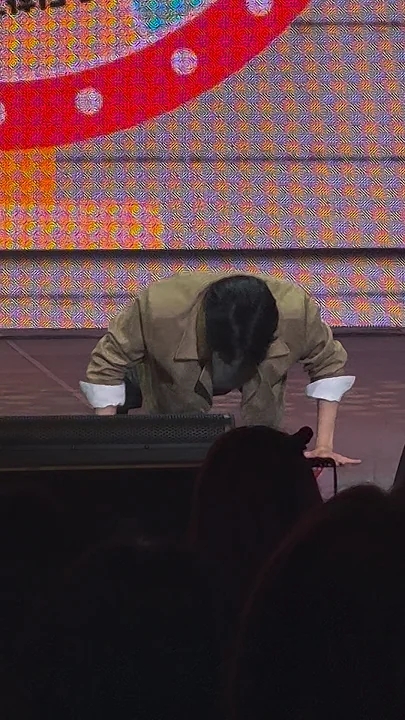 Special wallpaper made by Choi Sooho's fans